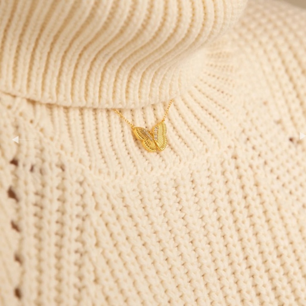NWOT butterfly necklace - Picture 6 of 7
